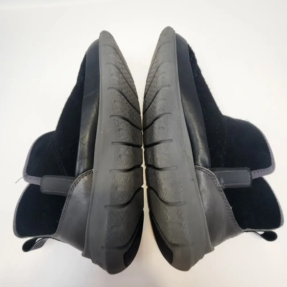 Cole Haan Generation Zerogrand Black Suede Pull On Boots Women Size 9B Casual
